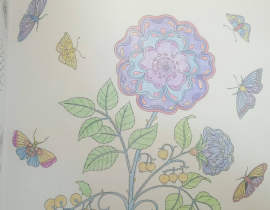 一只花蝴蝶和五颜六色的花花_绘画作品