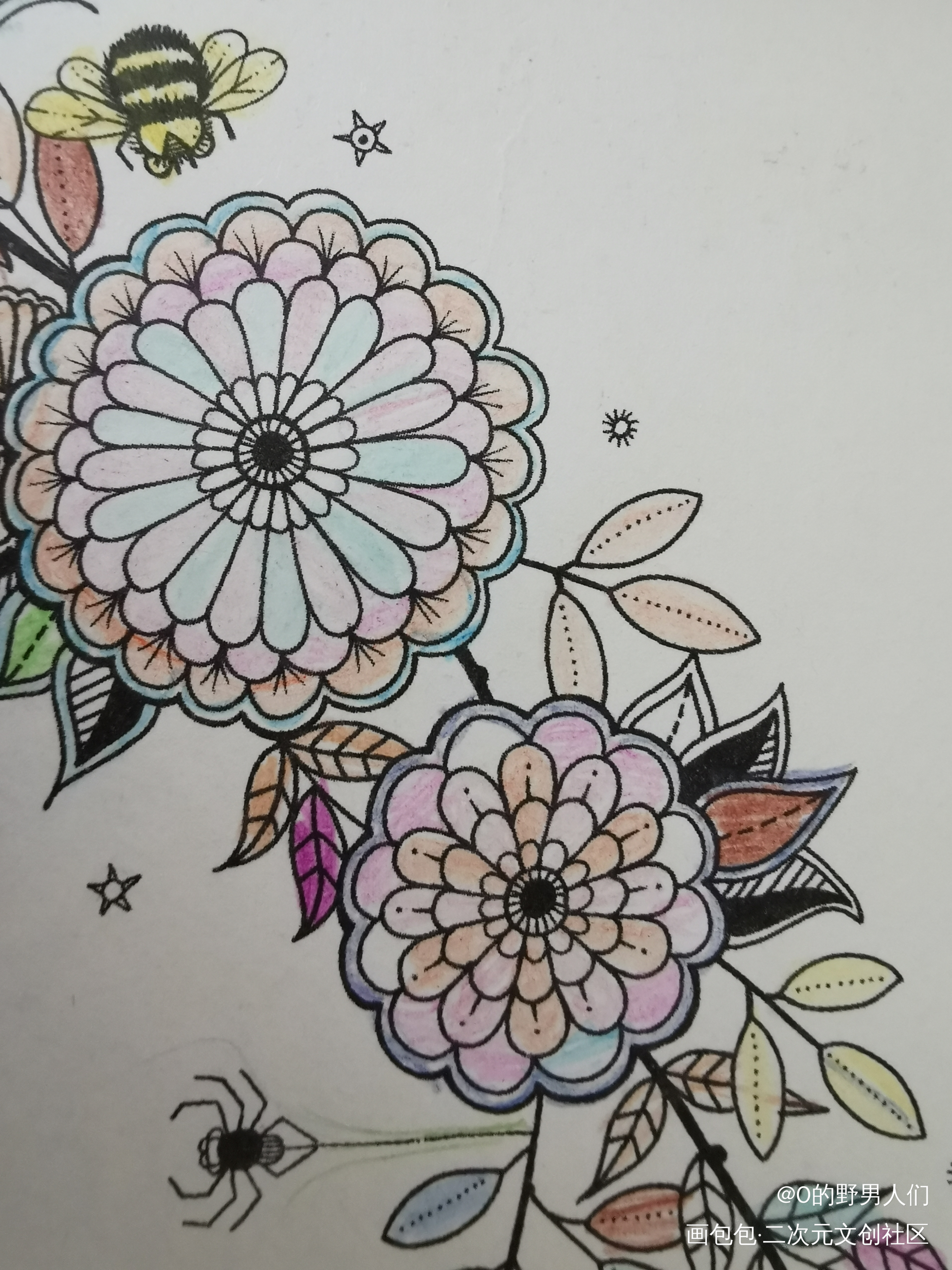 花花与蜜蜂_唤醒春日主题打卡绘画作品