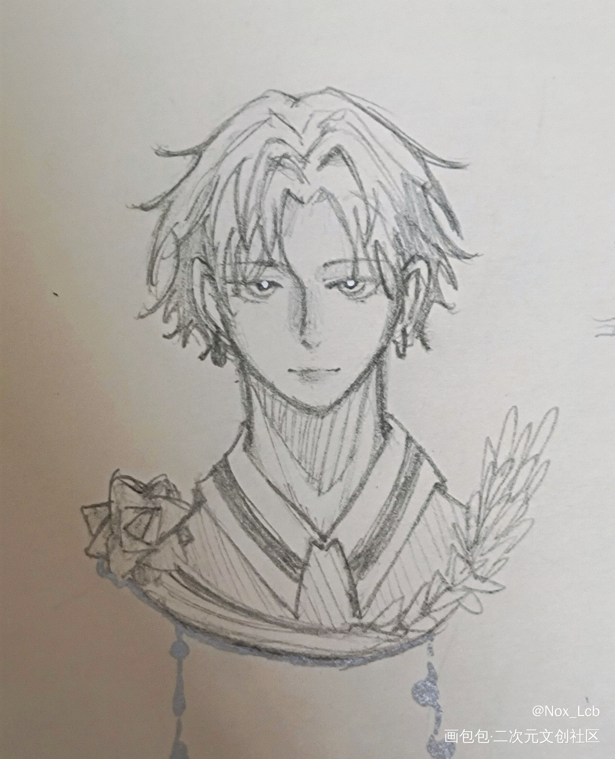 摸鱼_铅笔摸鱼页摸鱼绘画作品