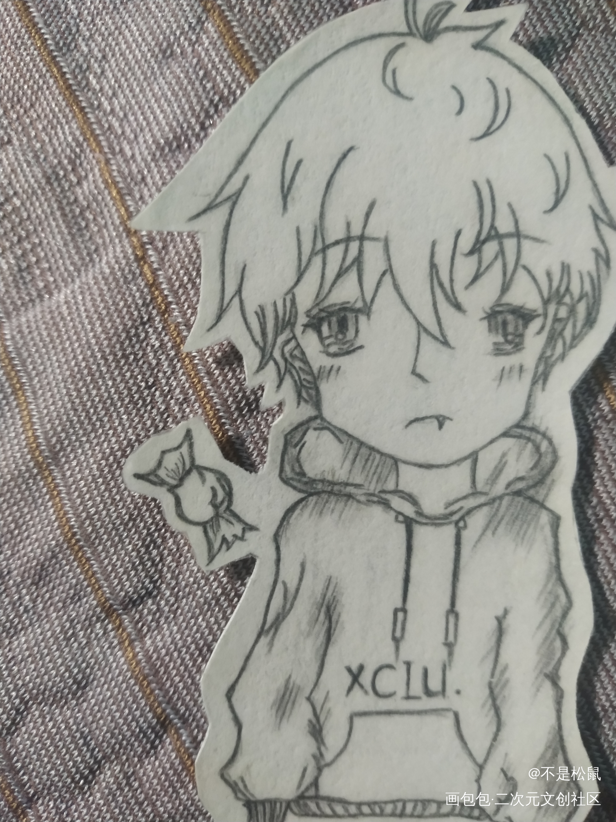 虎牙小哥哥_be狂魔求生系统知许解夏夏知许黑白简笔摸鱼页稚楚绘画作品