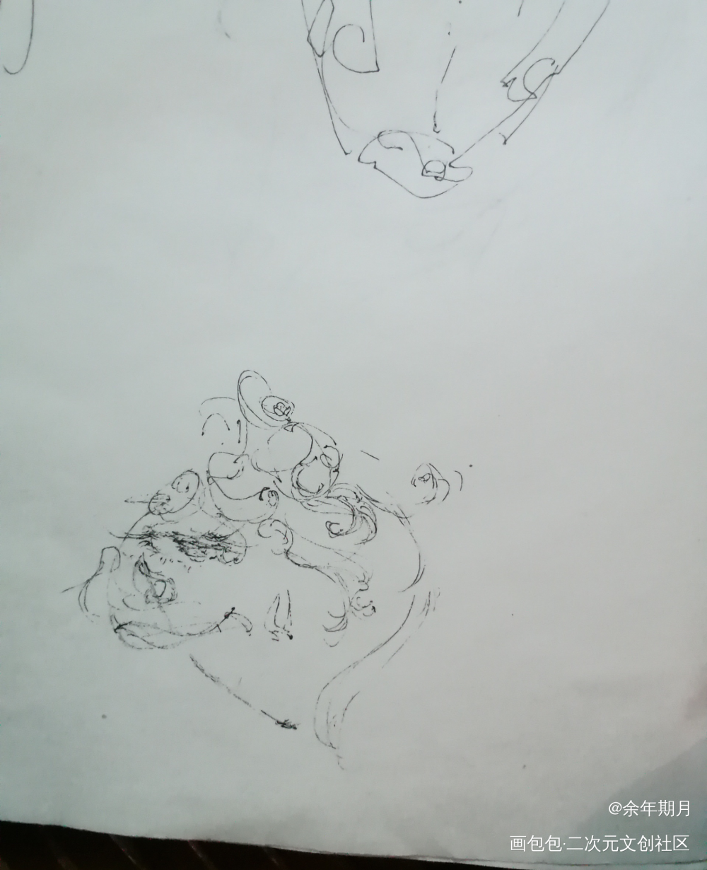 摸鱼_黑白简笔摸鱼页手绘绘画作品