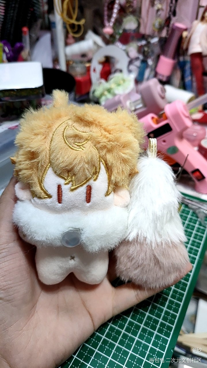 之前想做的尾巴終於做了！！！_手作娘高质量美谷绘画作品