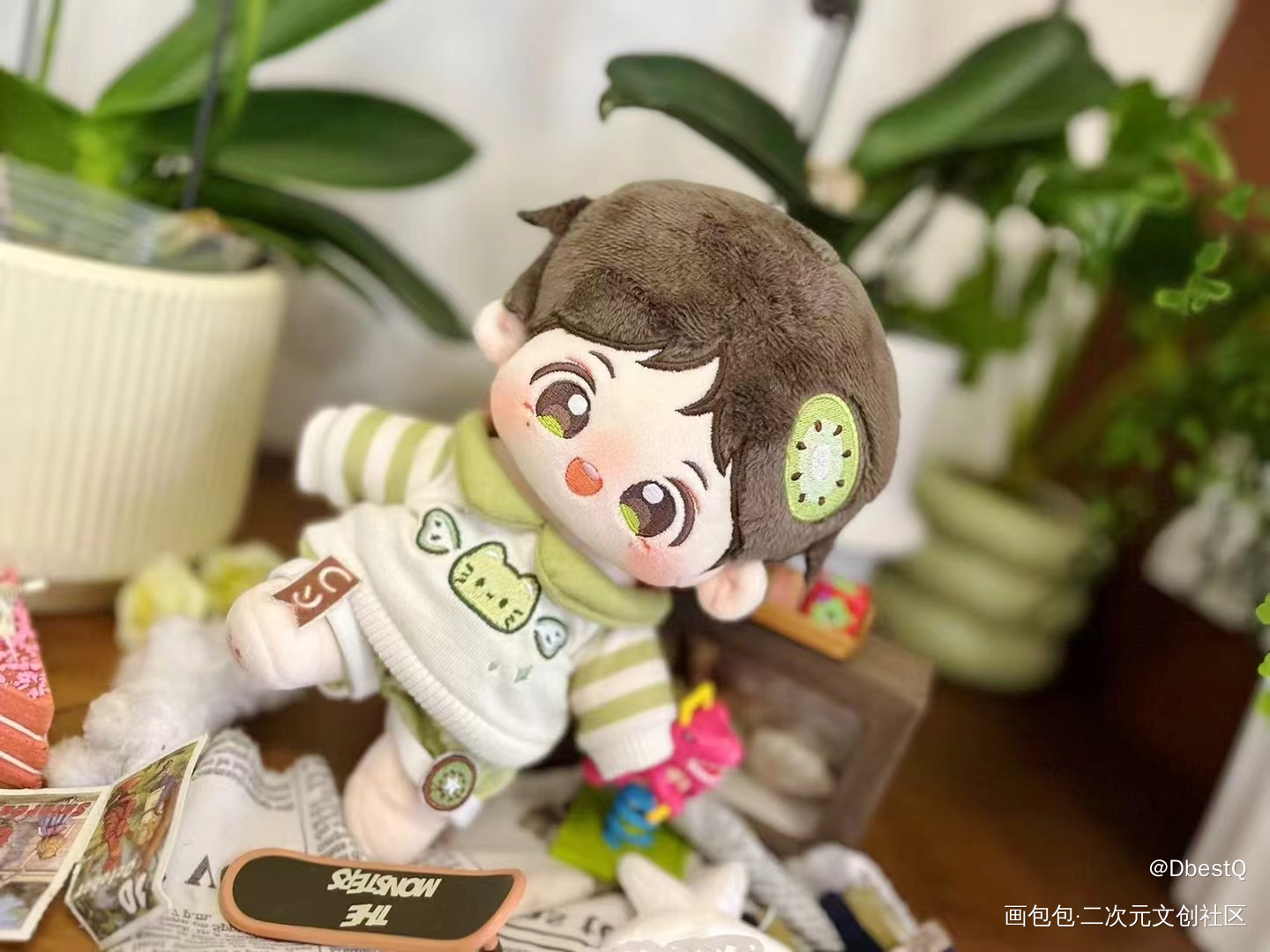 春游小果_开团吃谷绘画作品