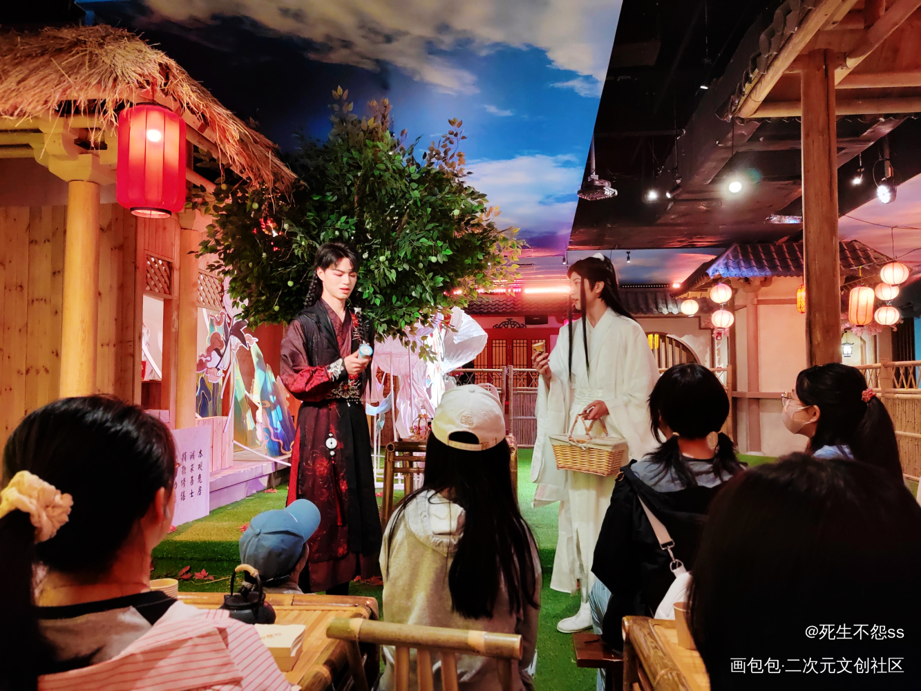 可爱多天官赐福快闪第三弹_天官赐福花怜谢怜花城墨香铜臭绘画作品
