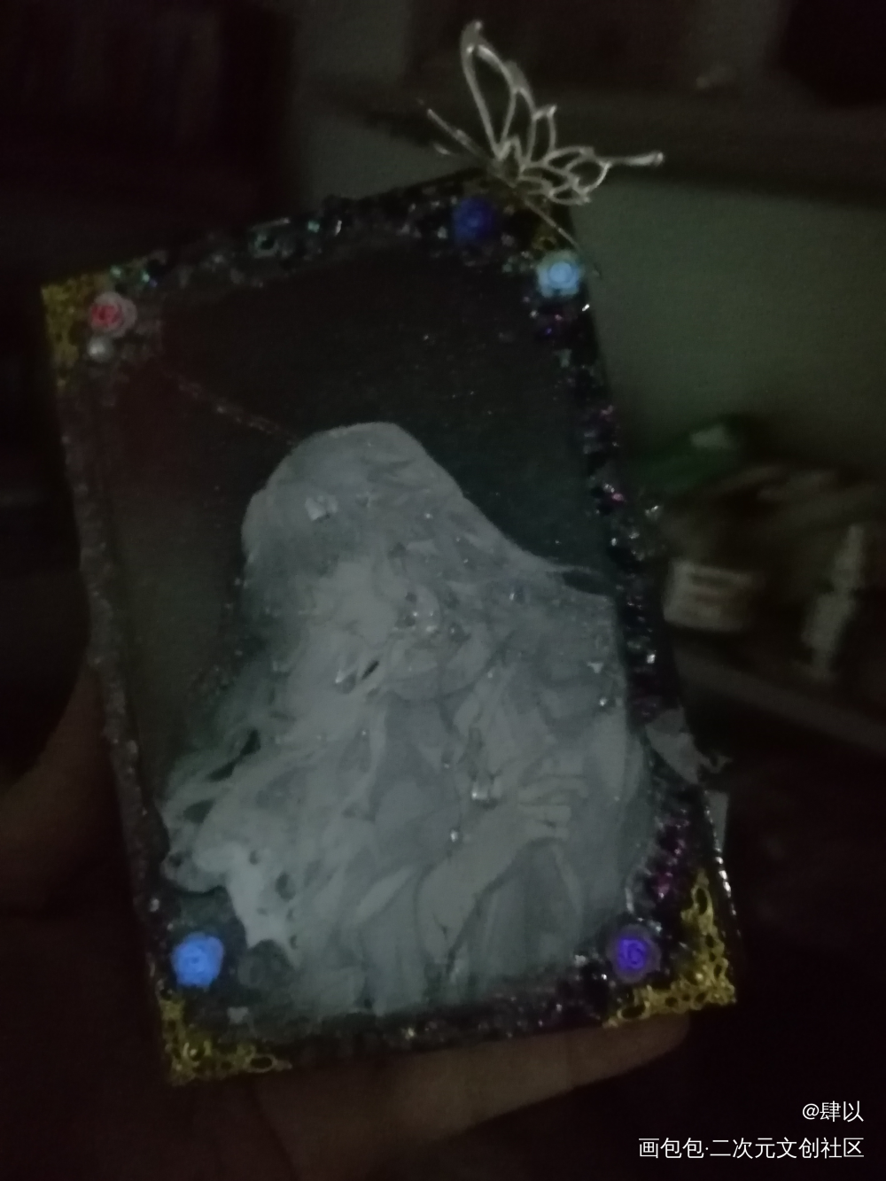 _塔维尔·我在惊悚游戏里封神绘画作品