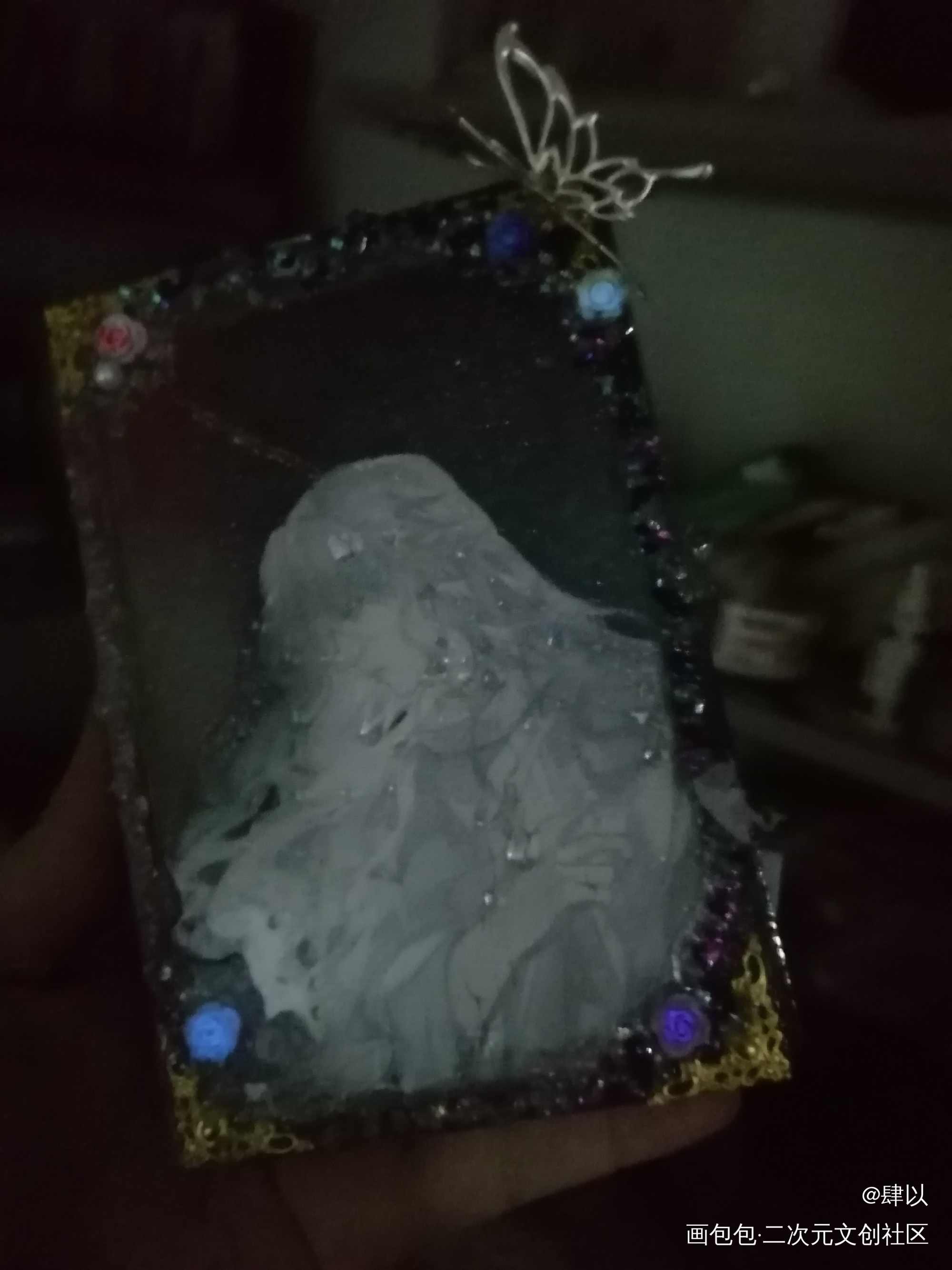 _塔维尔·我在惊悚游戏里封神绘画作品