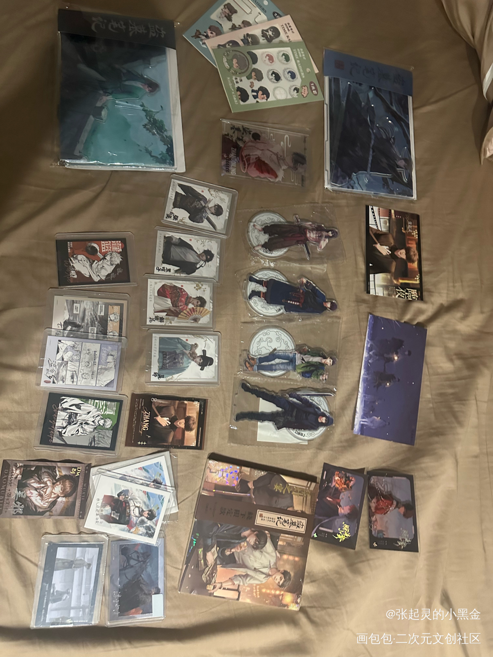 盗墓笔记周边出物！！好价好价_盗墓笔记带着谷子去上学吴邪张起灵出物绘画作品