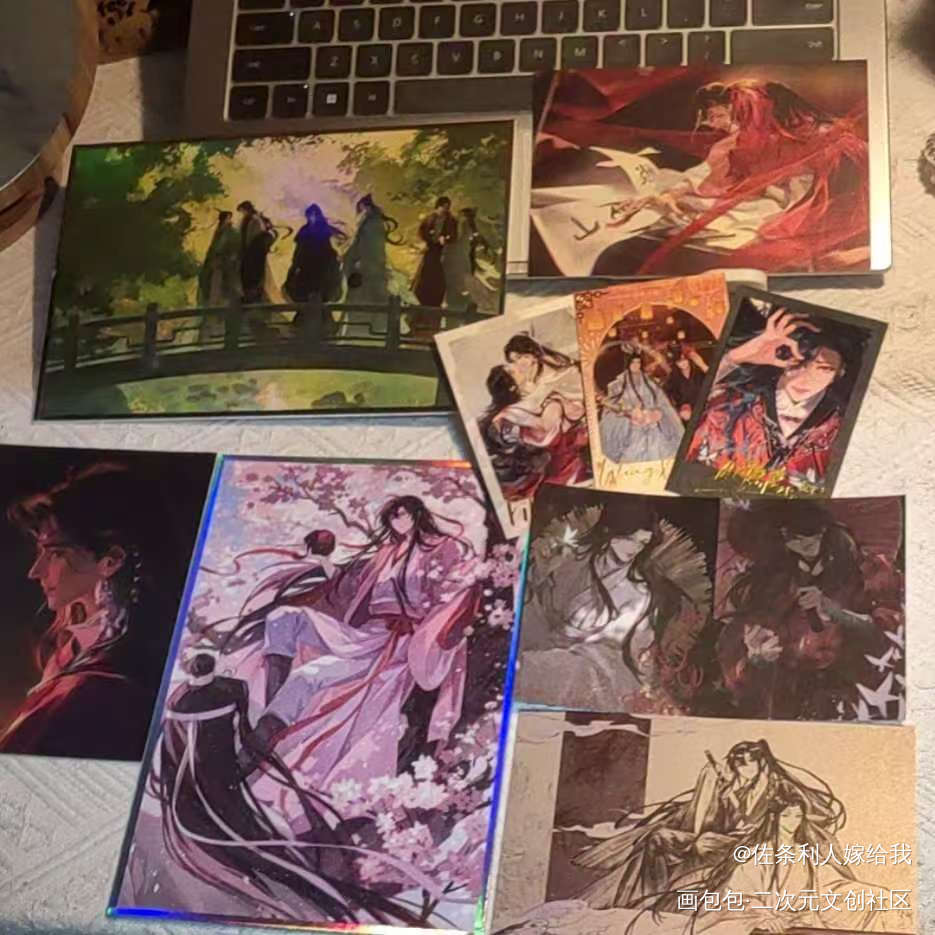 美惨了_天官赐福魔道祖师站外返图绘画作品