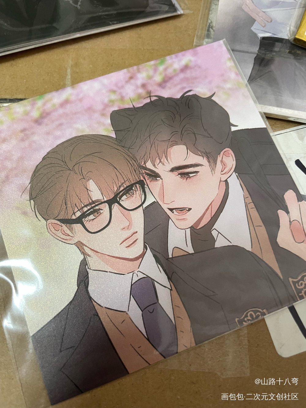 _188男团授权返图绘画作品