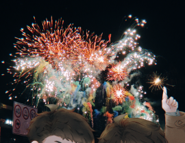 一起去看烟花！_绘画作品